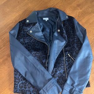 Tobi Jacket! Size small.